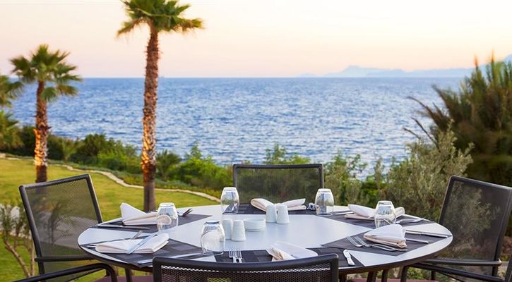 Akra Barut Hotel