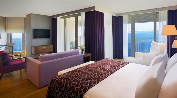 Akra Barut Hotel