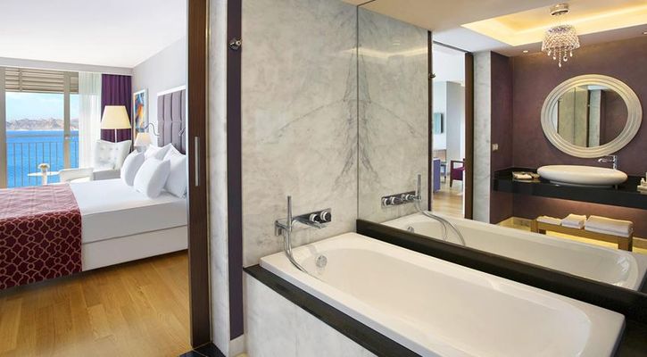 Akra Barut Hotel
