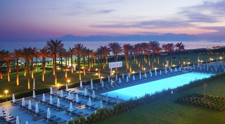 ADAM & EVE HOTEL