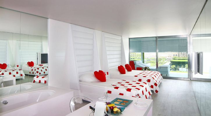 ADAM & EVE HOTEL