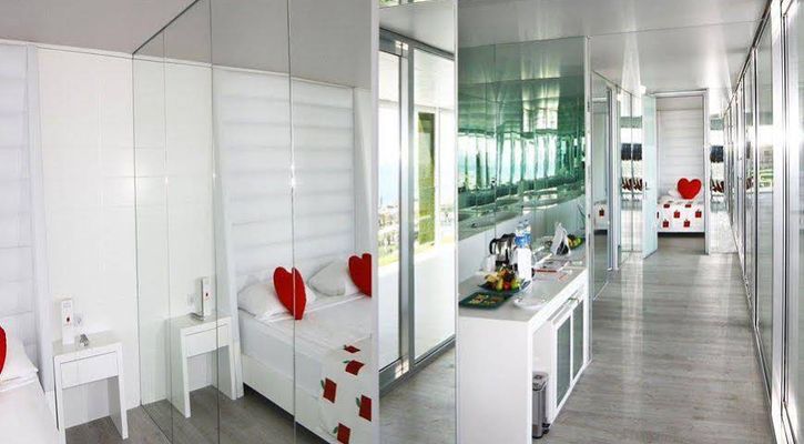 ADAM & EVE HOTEL