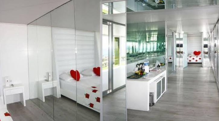 ADAM & EVE HOTEL