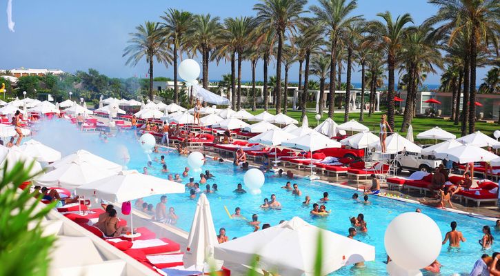 ADAM & EVE HOTEL