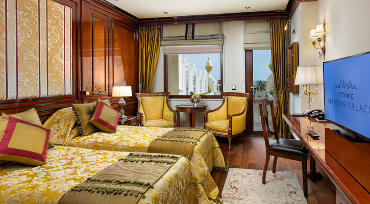 TITANIC MARDAN PALACE