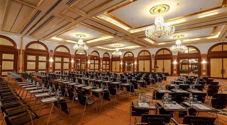 TITANIC MARDAN PALACE