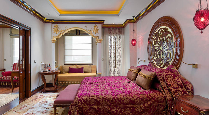 TITANIC MARDAN PALACE