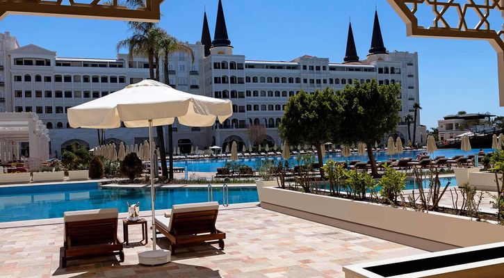 TITANIC MARDAN PALACE