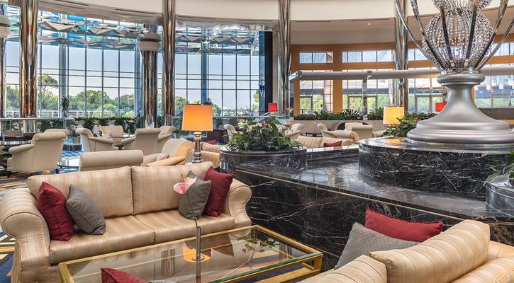 CALiSTA LUXURY RESORT