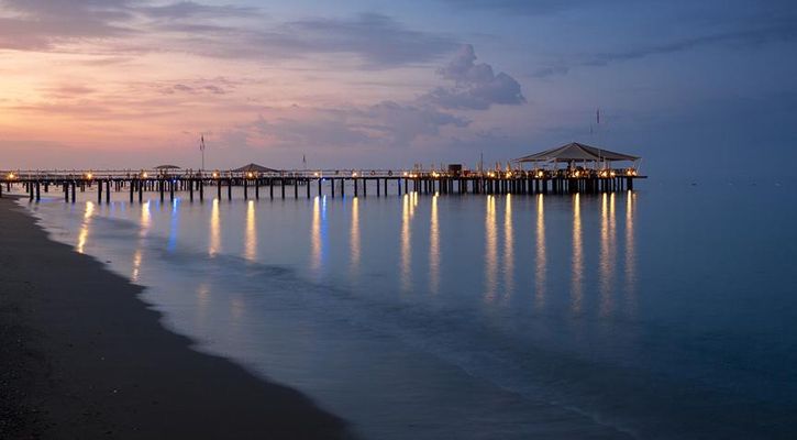 CALiSTA LUXURY RESORT