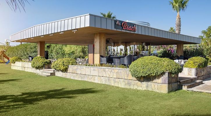 CALiSTA LUXURY RESORT