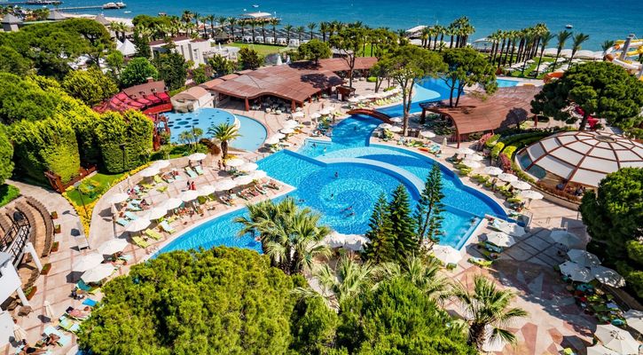 CORNELIA DELUXE RESORT