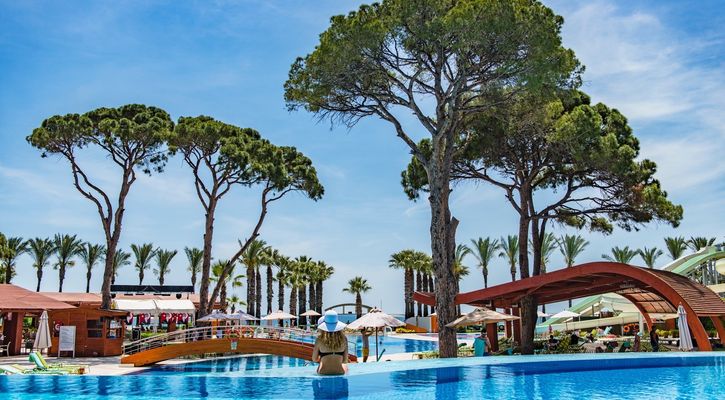 CORNELIA DELUXE RESORT