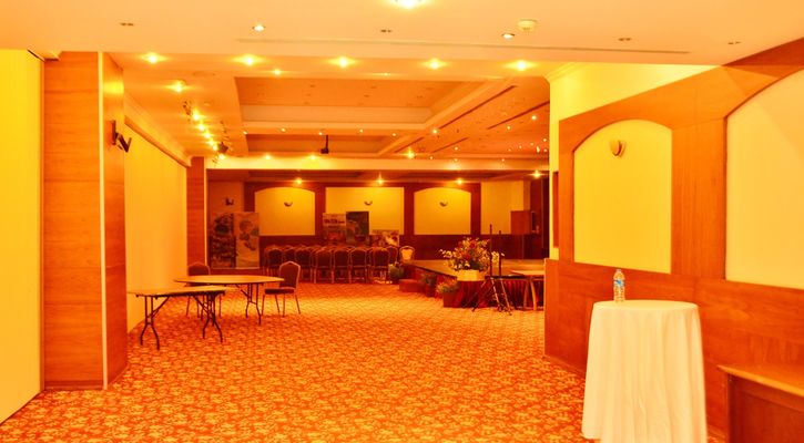 Rox Royal Hotel