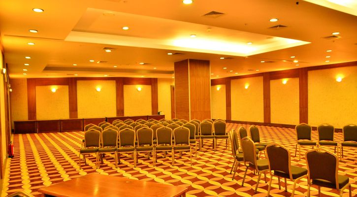 Rox Royal Hotel