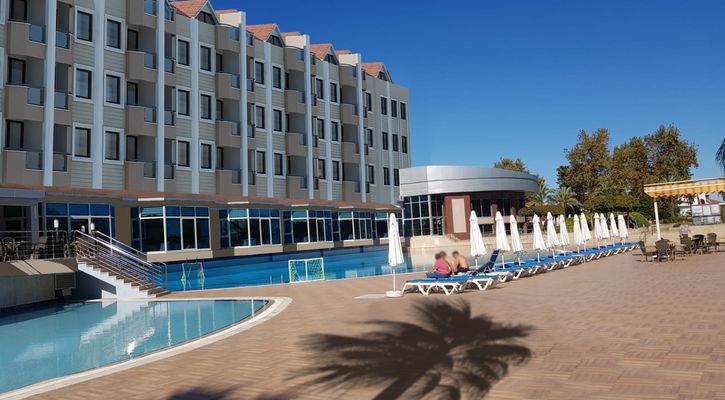 Rox Royal Hotel