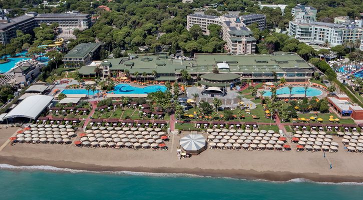 Maritim Pine Beach Resort