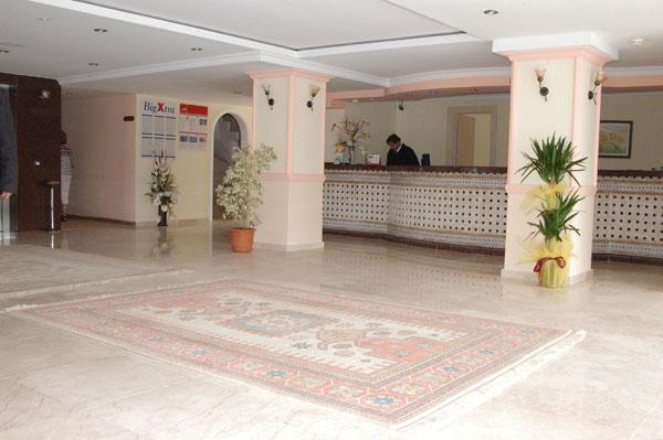 LOYAL HOTEL