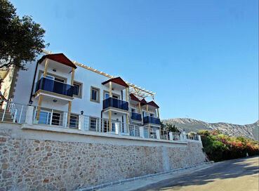 Blue Island Luxury Hotel