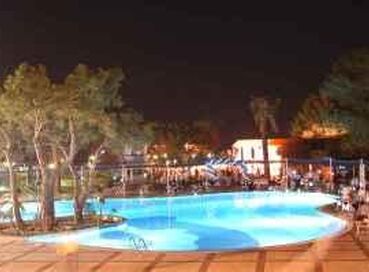 CATAMARAN RESORT HOTEL