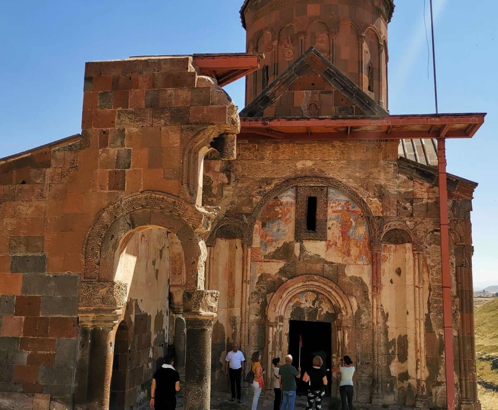 UÇAKLI VAN KARS KARADENİZ BATUM  TURU