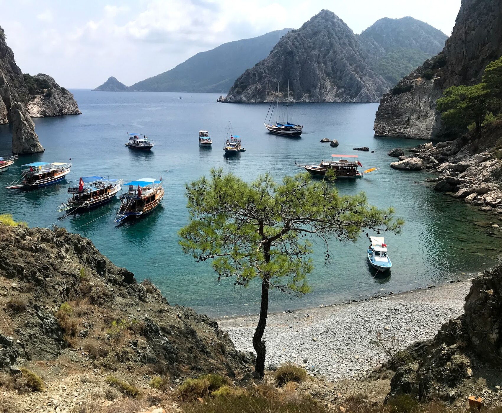 ÇIRALI DAN OLYMPOS - CENEVİZ - SAZAK - AKVARYUM KOYLARI YAT TURU