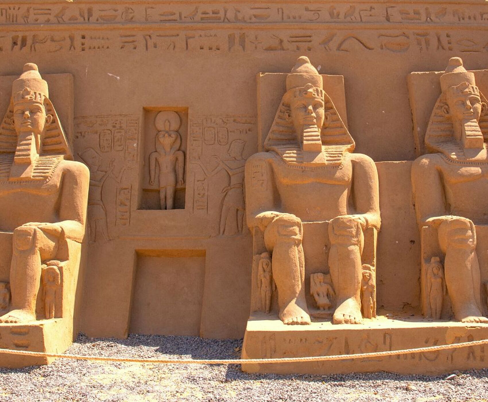 ANTALYA DAN DİREKT UÇAKLI  HURGHADA TATİL PAKETİ MISIR