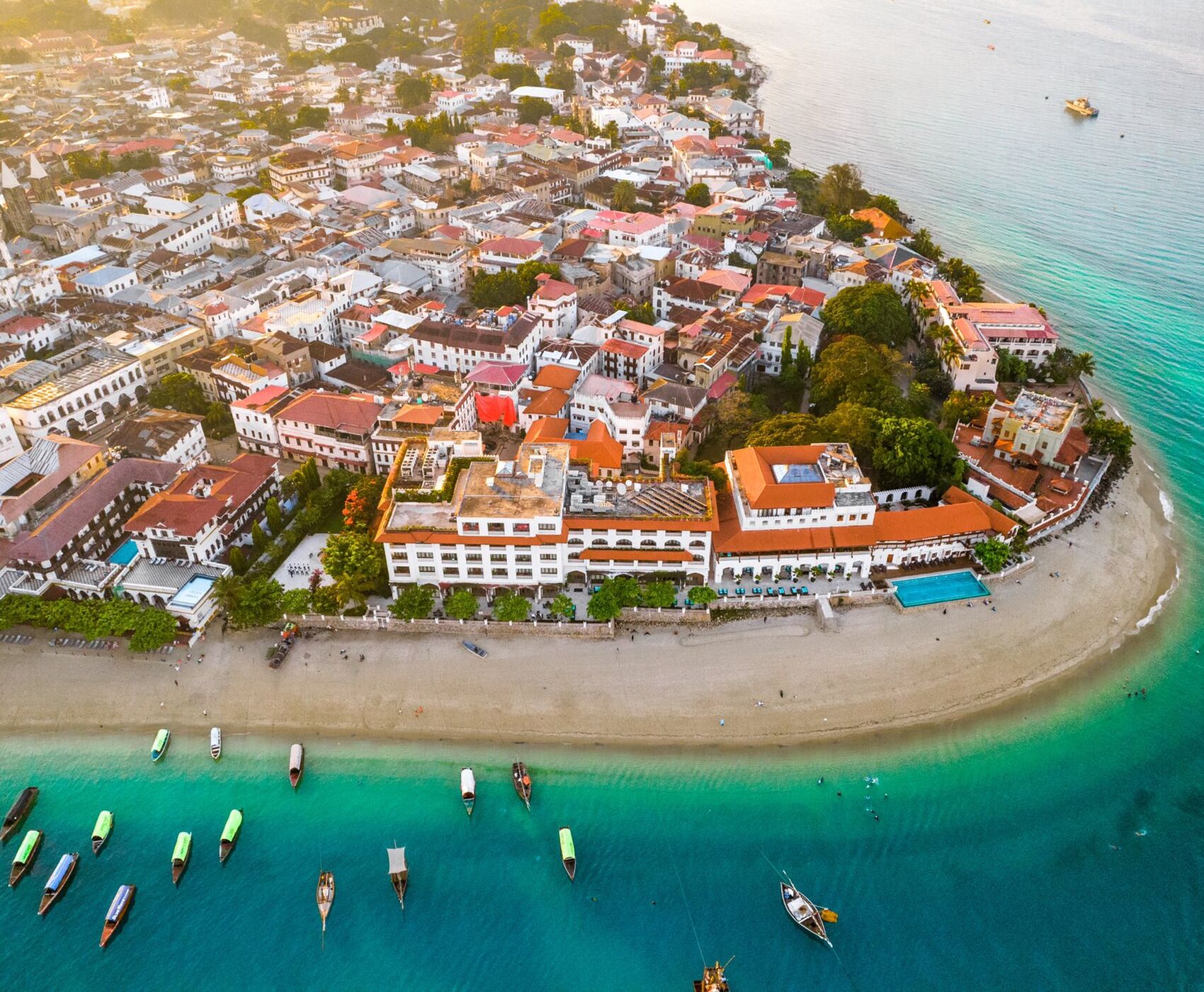 ANTALYA DAN İSTANBUL AKTARMALI TANZANYA & ZANZİBAR