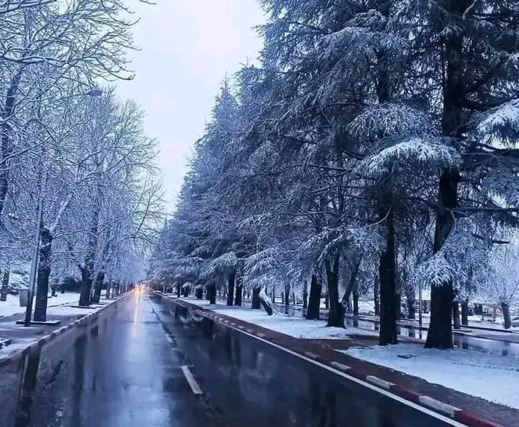 ANTALYA'DAN İSTANBUL AKTARMALI  UÇAKLI BAŞTAN BAŞA FAS TURU