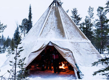 İzmir Çıkışlı Sömestr ve Sevgililer Gününe Özel Lapland Kuzey Işıkları Turu (Tüm Turlar Dahil - 3 Gece)