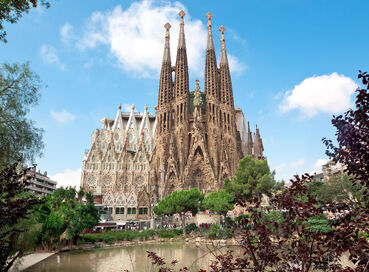 Görkemli İspanya ve Endülüs Şehirleri 7 Gece - THY ile 16 Mayıs (19 Mayıs Özel) (MAD-BCN) AT090