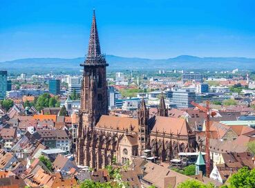 Comfort Alpler ve İtalya İsviçre Fransa Turu Pegasus Hava Yolları ile 7 Gece Ekstra Turlar Dahil  BGY-BGY 2026 Dönemi