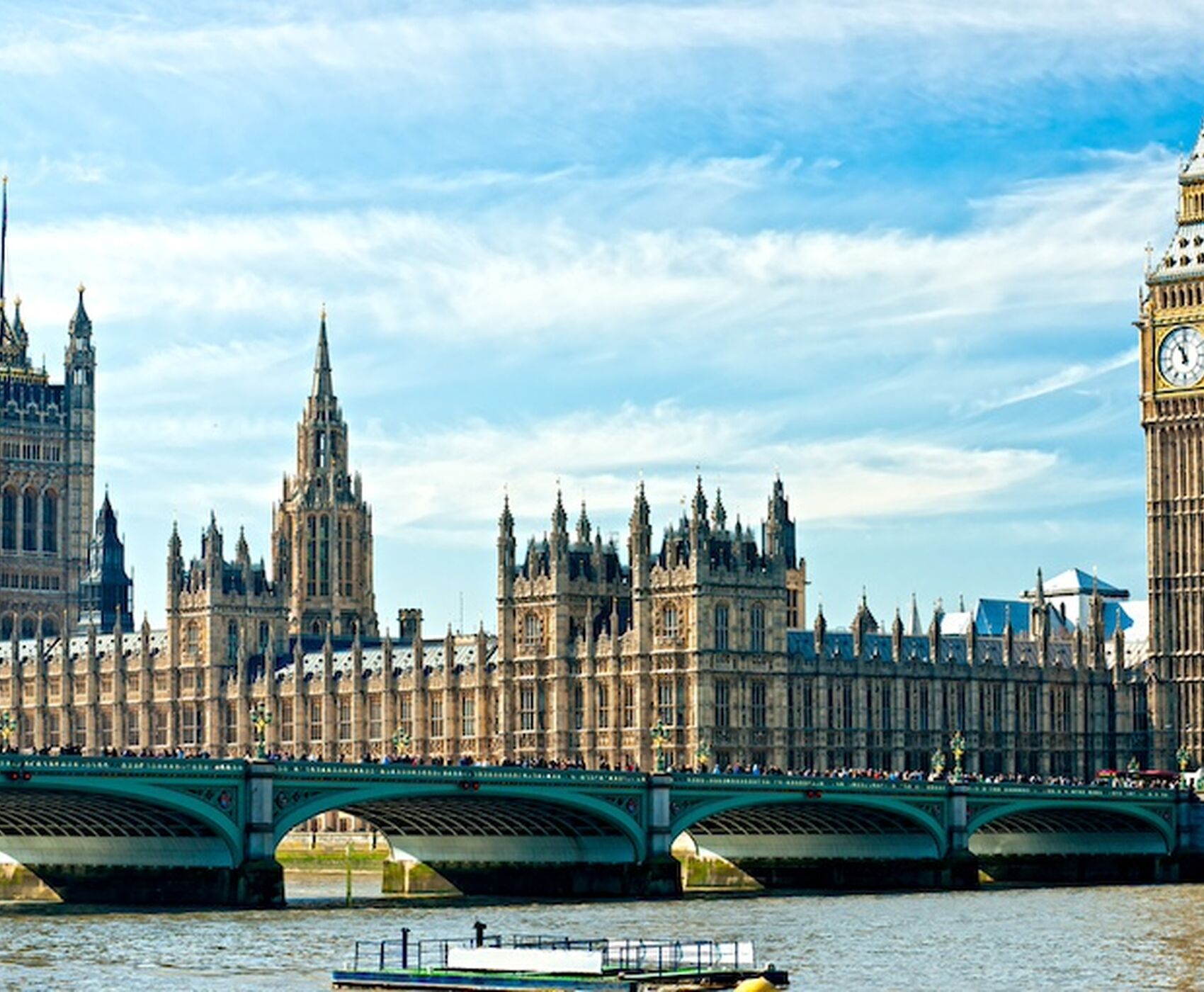 ANTALYA DAN DİREKT UÇAKLI LONDRA  ( NOEL PAZARLARI )